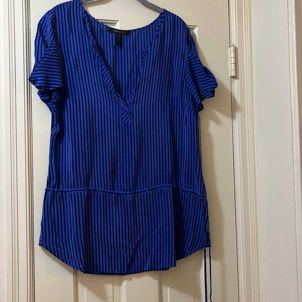 Gorgeous BCBGMazazria blouse
